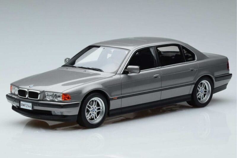 BMW Seria 7 E38 750iL Otto 1:18