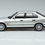 BMW Alpina B10 4.6 E34 Srebrny MCG 1:18