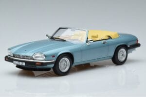 Jaguar XJS V12 Kabriolet Jasnoniebieski Metalik Norev 1:18