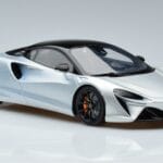 McLaren McLaren Artura Coupe Srebrny GT Spirit 1:18 1:18 Żywica