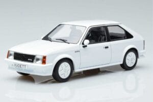 Opel Kadett D GTE Hatchback Biały MCG 1:18