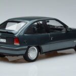 Opel Opel Kadett E GSi Niebieski Metalik Norev 1:18 1:18 Metal