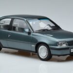 Opel Opel Kadett E GSi Niebieski Metalik Norev 1:18 1:18 Metal