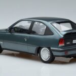 Opel Opel Kadett E GSi Niebieski Metalik Norev 1:18 1:18 Metal