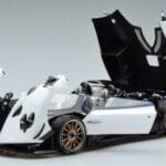 Pagani Pagani Zonda HP Barchetta Włókno Węglowe Biały LCD 1:18 1:18 Metal