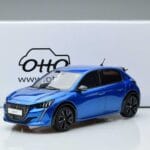 Peugeot Peugeot 208 GT Line Niebieski Otto 1:18 1:18 Żywica